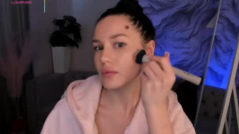 Snapshot of aria_mila chatting on 03/18/26, 02:47 aria_mila online show from 03/18/26, 02:47