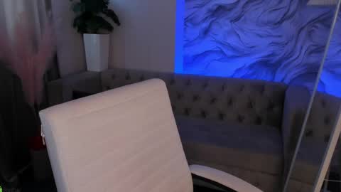 Snapshot of aria_mila chatting on 04/16/26, 02:56 aria_mila online show from 04/16/26, 02:56