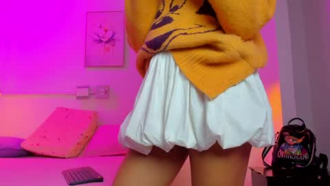 aria_millers1 online show from 05/07/26, 11:26