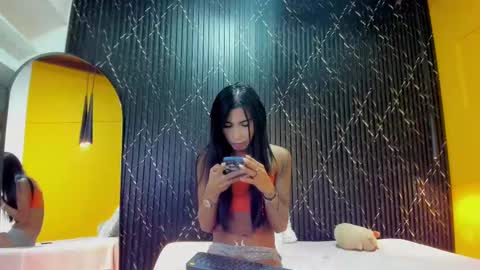 Aria Millers  online show from 11/07/25, 11:43