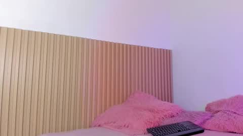 Aria Millers  online show from 02/04/26, 11:27