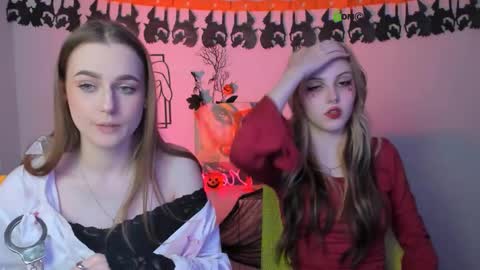 Luna online show from 10/30/25, 08:20