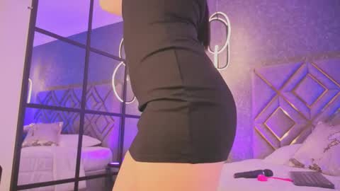 I OOT online show from 09/12/25, 07:47