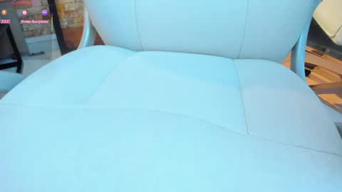 Snapshot of aria_paul chatting on 04/25/26, 01:41 aria online show from 04/25/26, 01:41