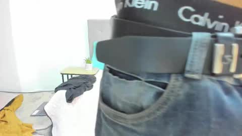 Aria Quintero online show from 10/24/25, 10:44