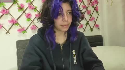 Snapshot of aria_silk chatting on 04/03/26, 01:58 aria_silk online show from 04/03/26, 01:58