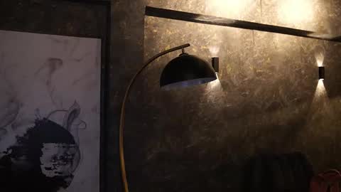 Ariaa online show from 12/22/25, 06:38