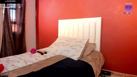 Snapshot of ariaana_ chatting on 02/05/26, 12:32 ariaana_ online show from 02/05/26, 12:32