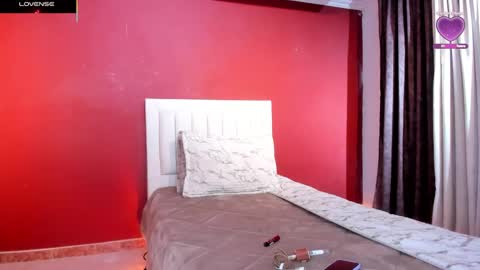 Snapshot of ariaana_ chatting on 03/16/26, 12:42 ariaana_ online show from 03/16/26, 12:42