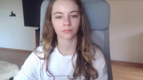 Snapshot of ariacreazy chatting on 10/13/25, 07:19 AriaCreazy online show from 10/13/25, 07:19