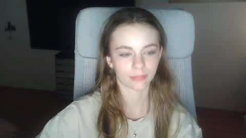 Snapshot of ariacreazy chatting on 03/25/26, 09:32 AriaCreazy online show from 03/25/26, 09:32