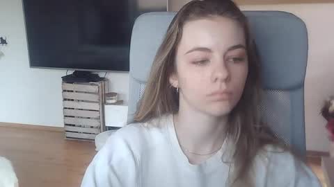 Snapshot of ariacreazy chatting on 04/13/26, 08:31 AriaCreazy online show from 04/13/26, 08:31