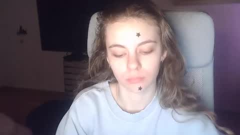 Snapshot of ariacreazy chatting on 04/19/26, 08:11 AriaCreazy online show from 04/19/26, 08:11