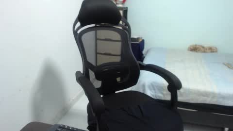 Snapshot of ariadna_6 chatting on 09/10/25, 05:13 ...Ariana... online show from 09/10/25, 05:13