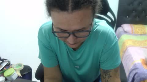 Snapshot of ariadna_6 chatting on 10/24/25, 06:04 ...Ariana... online show from 10/24/25, 06:04