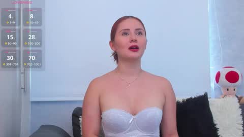 ariadnaa_brown1 online show from 12/03/24, 02:16