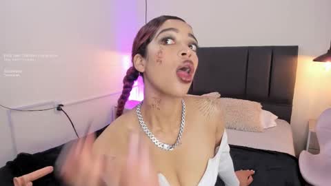 Ariadna online show from 11/12/25, 03:51