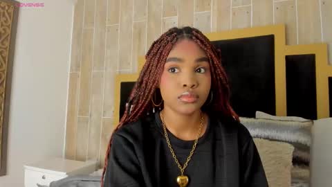 Aria Foster online show from 10/19/25, 12:11