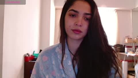 Snapshot of ariagal chatting on 07/13/26, 04:43 ariagal online show from 07/13/26, 04:43
