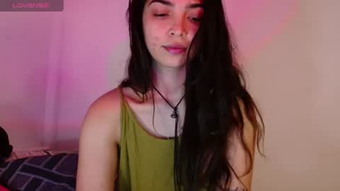 Snapshot of ariagal chatting on 07/29/26, 04:49 ariagal online show from 07/29/26, 04:49