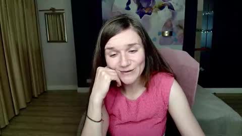 Snapshot of ariagrays chatting on 11/08/25, 03:45 AriaGray online show from 11/08/25, 03:45