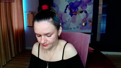 AriaGray online show from 04/04/26, 06:55