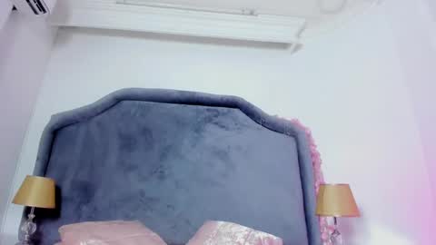 Snapshot of ariagreenn chatting on 09/11/25, 01:00 Aria Green online show from 09/11/25, 01:00