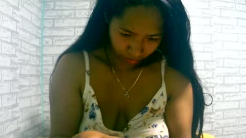 Snapshot of ariah13 chatting on 06/23/26, 02:20 ariah13 online show from 06/23/26, 02:20