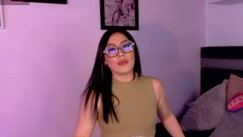 Snapshot of arialux_ chatting on 07/08/26, 03:55 Aria online show from 07/08/26, 03:55
