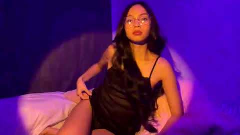 Snapshot of ariamariz chatting on 09/13/25, 09:42 Aria Mariz online show from 09/13/25, 09:42
