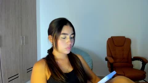 Aria Montgomery online show from 02/25/25, 06:03