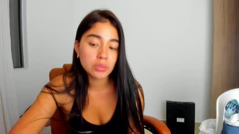 Snapshot of ariamontgomeryyy chatting on 04/23/26, 03:08 Aria Montgomery online show from 04/23/26, 03:08