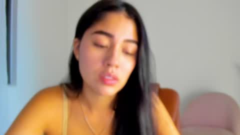Snapshot of ariamontgomeryyy chatting on 06/17/26, 06:05 Aria Montgomery online show from 06/17/26, 06:05