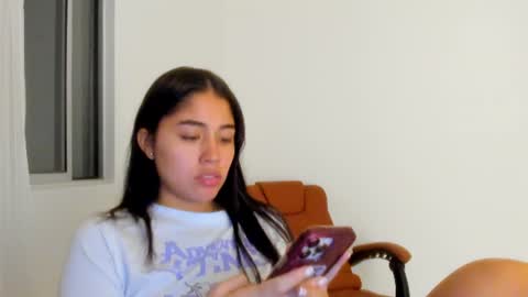 Snapshot of ariamontgomeryyy chatting on 07/08/26, 01:10 Aria Montgomery online show from 07/08/26, 01:10