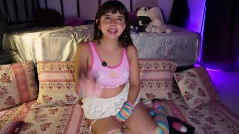 Snapshot of ariamoonlight chatting on 06/06/26, 05:39 online show from 06/06/26, 05:39