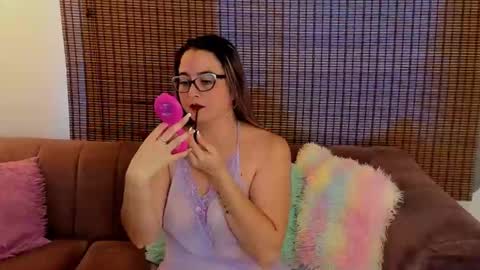 Snapshot of ariana_cross_ chatting on 05/11/26, 12:44 Ariana Cruz online show from 05/11/26, 12:44