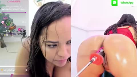 Snapshot of ariana_girl_ chatting on 01/12/25, 08:57 ariana girl online show from 01/12/25, 08:57