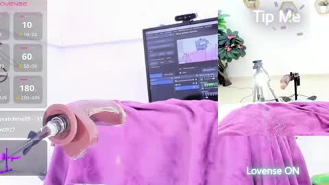 Snapshot of ariana_girl_ chatting on 03/11/25, 05:05 ariana girl online show from 03/11/25, 05:05