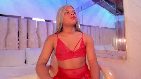 ariana_grande233 online show from 05/29/26, 11:41