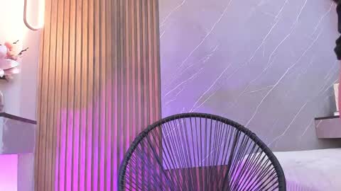 Ariana online show from 02/28/25, 12:31