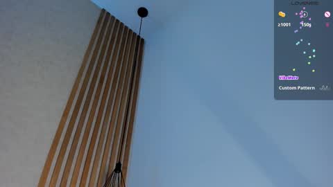 Ariana online show from 10/31/25, 05:08