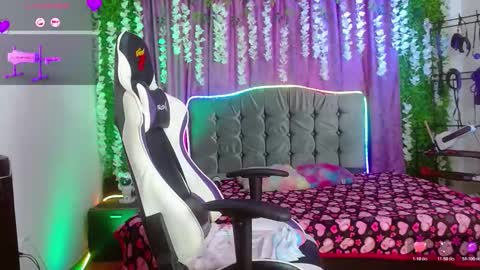 Snapshot of ariana_lopez22 chatting on 03/25/26, 07:09 Ariana online show from 03/25/26, 07:09