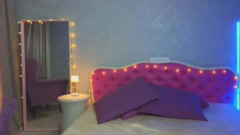 Ariana online show from 01/21/25, 11:02