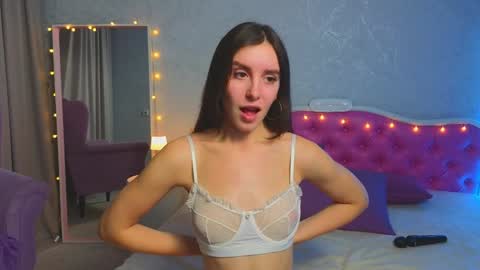 Ariana online show from 01/22/25, 02:04