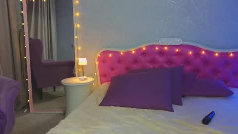 Ariana online show from 02/10/25, 02:19