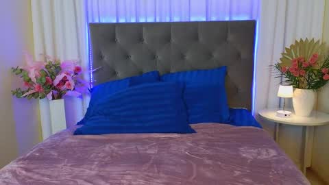 Snapshot of ariana_petite chatting on 04/03/26, 12:08 Ariana online show from 04/03/26, 12:08