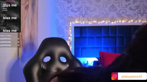 Ariana  online show from 03/09/25, 07:12