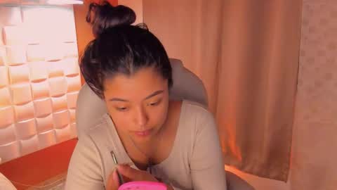 Ariana  online show from 09/24/25, 01:25