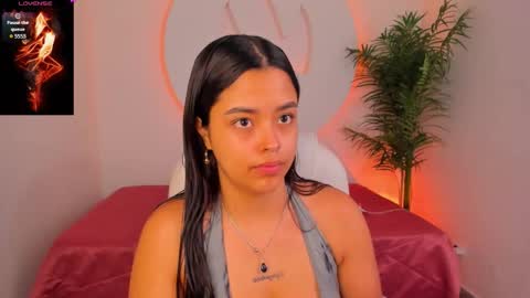 Ariana  online show from 12/15/25, 12:20