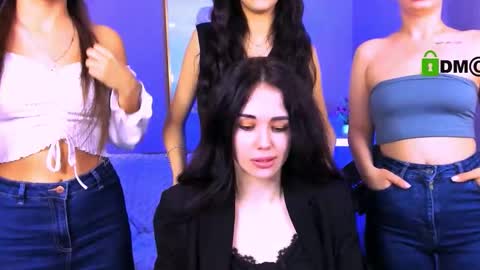 ariana_ross7 online show from 11/08/25, 09:24